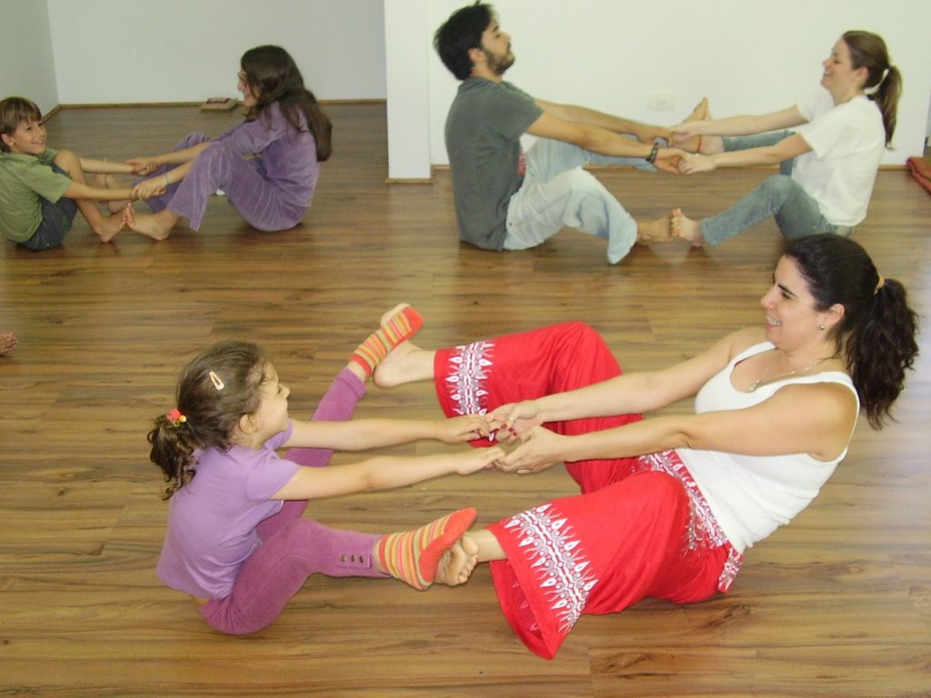 Brincayoga-passeios-kids-sesc-santana-yoga-2