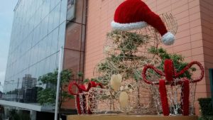 screenshot: Papai Noel chega domingo ao Golden Square Shopping