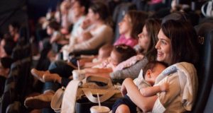 screenshot: CineMaterna do Shopping Vila Olímpia inicia o ano com a exibição do filme “Passageiros”