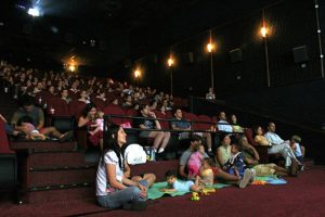screenshot: Mães e bebês ganham sessão de cinema grátis no Shopping Plaza Sul