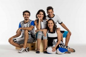 screenshot: Tiquequê apresenta seu show “O Gigante ao vivo” no Teatro Sergio Cardoso