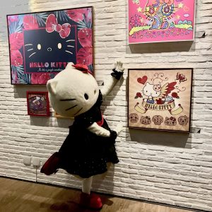 screenshot: Urban Arts lança coleção de pôsteres da Hello Kitty