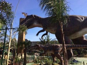 screenshot: T-Rex Park, parque de dinossauros, está chegando e promete muita diversão para a criançada