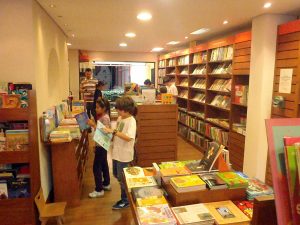 screenshot: Programação de férias da Livraria NovoSete tem oficinas, contações de histórias e lançamento de livros