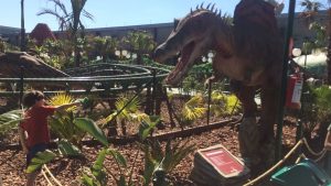 screenshot: Experiência: Um dia no T-REX PARK com crianças