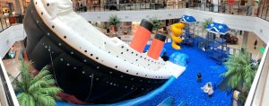 screenshot: Santana Parque Shopping recebe piscina de bolinhas gigante nas férias