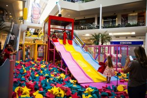 screenshot: Corrida de Kart e “O Incrível Mundo Doce” invadem Shopping Tamboré