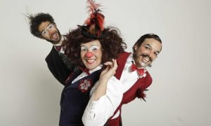screenshot: Palhaça Rubra encanta com show em comemoração aos 25 anos de carreira