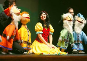 screenshot: “Branca de Neve ao Som dos Beatles” abre temporada no Teatro Omni Corinthians com desconto do Passeios Kids