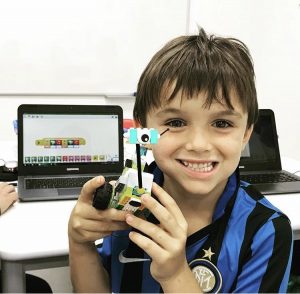 screenshot: Engineering For Kids apresenta programação especial de férias