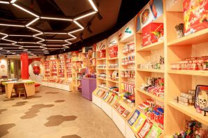screenshot: Volta às Aulas: loja exclusiva da Faber-Castell no Shopping Market Place reúne produtos exclusivos e muita diversão