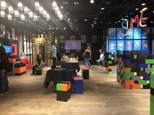 screenshot: Desconto para Arena Loot no Shopping West Plaza com slime, camarim fashion, realidade virtual, jogo da Fifa, laser e muito mais