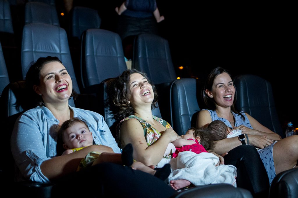 Para mamães e papais! CineMaterna do Shopping Iguatemi São Paulo exibe filme "A Favorita"