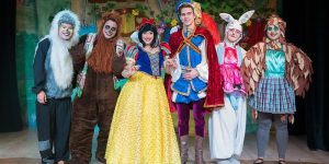 screenshot: Quer assistir o espetáculo da Branca de Neve no Teatro Bibi Ferreira com desconto? No Passeios Kids tem!