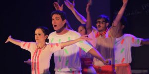 screenshot: Espetáculo “A História do Brasil” dá uma aula divertida de história para crianças no Teatro Viradalata