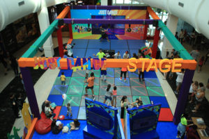 screenshot: Pista de dança com 43 m²? Sim! Just Dance chega ao Shopping Jardim Sul e promete muita diversão para a garotada