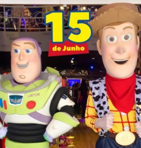 screenshot: Crianças têm encontro com Woody e Buzz, de Toy Story, na Mundo Mágico Tatuapé