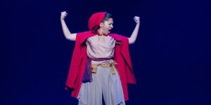 screenshot: Mais de 50% de desconto! Releitura do infantil “Chapeuzinho Vermelho” traz música e diversão para crianças no Festival de Férias do Teatro Folha
