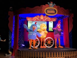 screenshot: Teatro Porto Seguro recebe em Agosto a galinha queridinha das crianças com o show “Galinha Pintadinha – A Fabulosa Trupe”