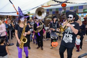 screenshot: Halloween no Shopping Vila Olímpia: caça aos doces e espaços instagramáveis