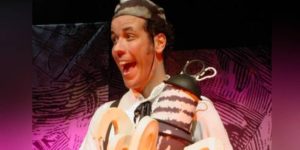 screenshot: DESCONTO! Teatro MorumbiShopping recebe espetáculo “O Bricabraque – Parlapatões” com muita interação entre palhaços e crianças