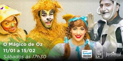 screenshot: Dorothy, Homem de Lata e seus amigos esperam a criançada no espetáculo “O Mágico de Oz”, que acontece no Teatro Jardim Sul