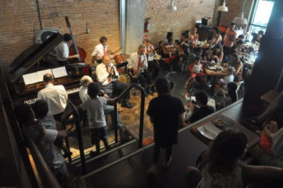 screenshot: No mês de fevereiro, JazzBB apresenta programação especial de carnaval infantil para pais e filhos aos sábados.