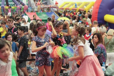screenshot: Matinê de Carnaval para criançada agita Associação dos Oficiais da Polícia Militar (AOPM)