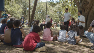 screenshot: Passeio no Parque do Ibirapuera: teatro gratuito e muita diversão ao ar livre para toda a família