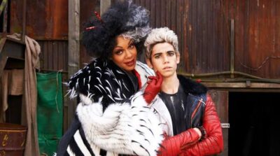 screenshot: Cozinhando com Princesas e Príncipes Especial Dia das Mães recebe Cruella e Carlos, de Descendentes