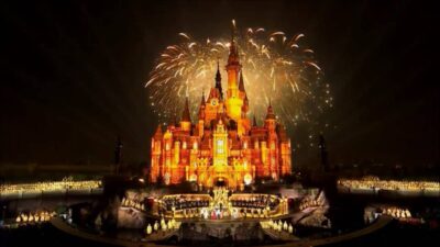 screenshot: Hoje teremos mais uma sexta mágica! Dessa vez a apresentação é do Opening Gala da Disney Shangai