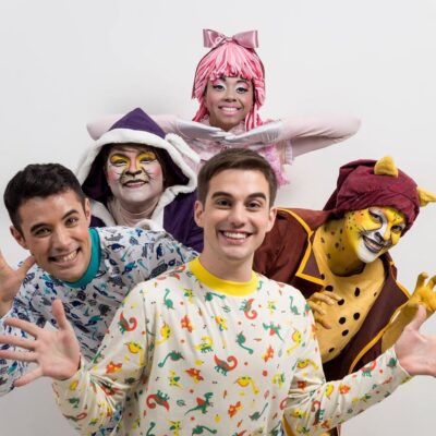 screenshot: Teatro Bilíngue anuncia o release da peça Coração de Herói no YouTube