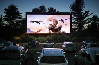 screenshot: São Paulo ganha novo cinema drive-in! É o Villa Open Air do Shopping VillaLobos