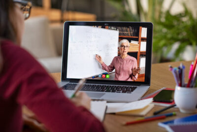screenshot: Feriado em casa: cursos para aproveitar o tempo livre e aprender se divertindo