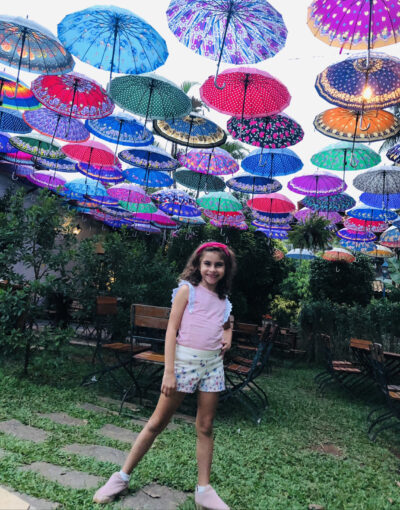 screenshot: Restaurante O Garimpo, em Embu das Artes, une boa gastronomia e espaço kids