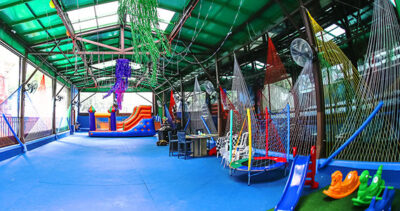 screenshot: Hallowen no Zillis Bar Lounge Restaurante, em Moema, tem espaço kids e monitoria