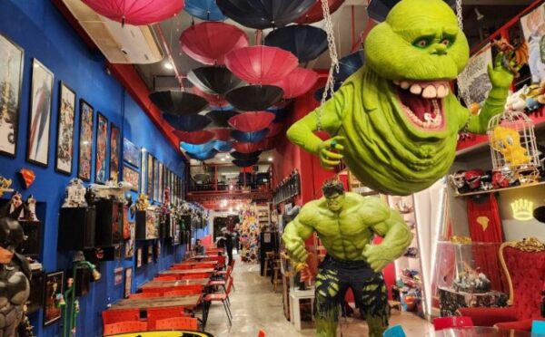 screenshot: Hamburgueria temática! LE Burger conta com Espaço Kids e é inspirada no universo Geek