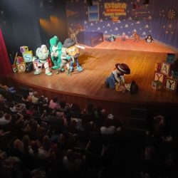Com desconto! "Amigo Estou Aqui – Viva o incrível mundo de Toy Story" no Mansão Teatro Tatuapé