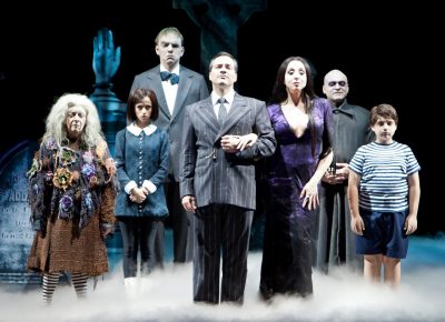 screenshot: Musical Família Addams retorna ao Teatro Renault com nova montagem