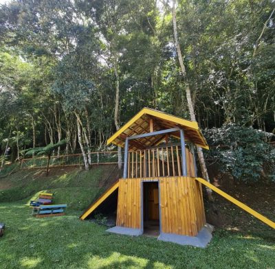 screenshot: Dona Chica na Horta! Campos do Jordão ganha restaurante kids e petfriendly
