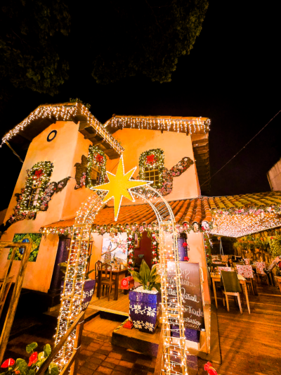screenshot: Natal em Embu das Artes! Casa Florida tem Natal Mágico com decoração, Papai Noel, correio e show de neve