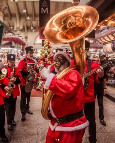 screenshot: Mercado Municipal Paulistano recebe a Banda do Papai Noel