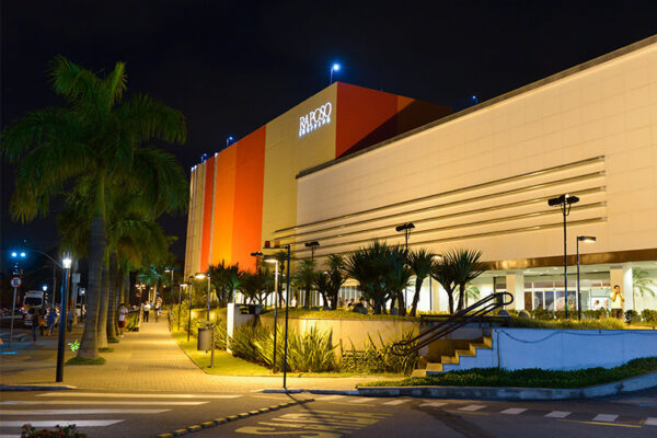 screenshot: Diversão garantida no Raposo Shopping: teatro, pista de kart e muito mais para toda a família!