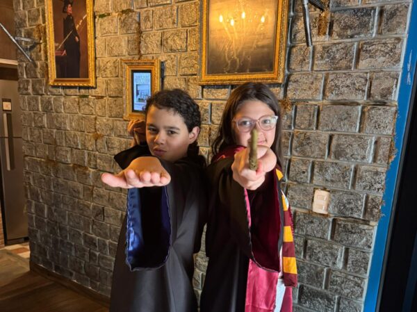 screenshot: Airbnb inspirado em Hogwarts! Apartamento da Bruxa recebe famílias com crianças em São Roque