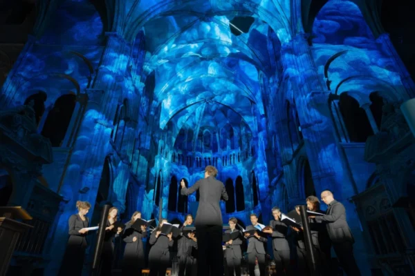 screenshot: Luminiscence: Luzes de São Paulo – Catedral da Sé recebe espetáculo imersivo de luzes e temos desconto