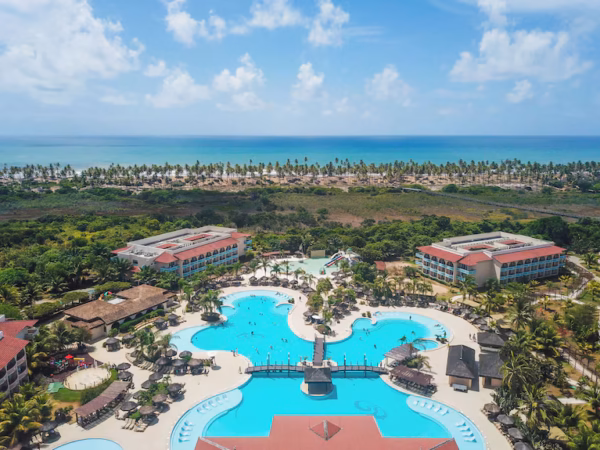 screenshot: Grand Palladium Imbassaí eleva o padrão para famílias com novo conceito VIP no all inclusive