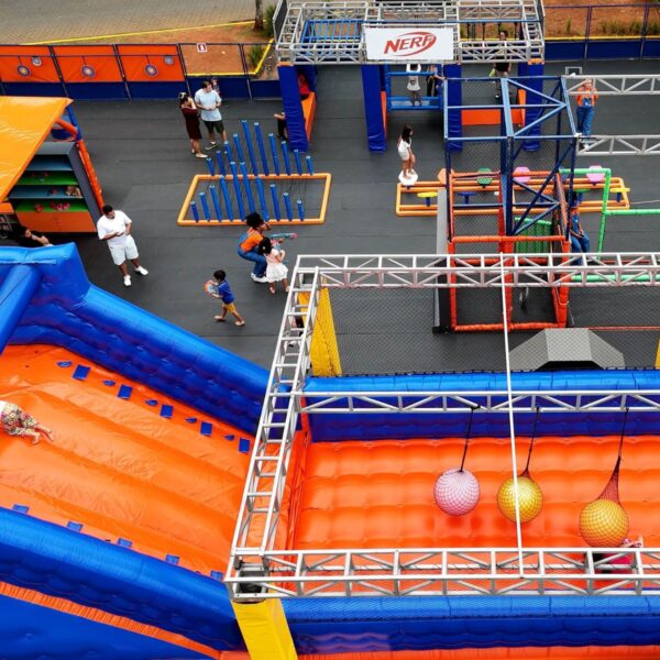 screenshot: Mooca Plaza reúne Arena NERF e pista de patinação no gelo com atrações para crianças e famílias