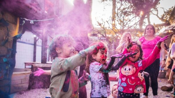 screenshot: Terra de Brincar oferece festa infantil com brincadeiras, oficinas e comida à vontade em meio a árvores e muita natureza em SP