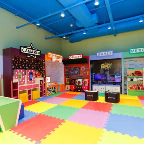 you-play-west-plaza-passeios-kids